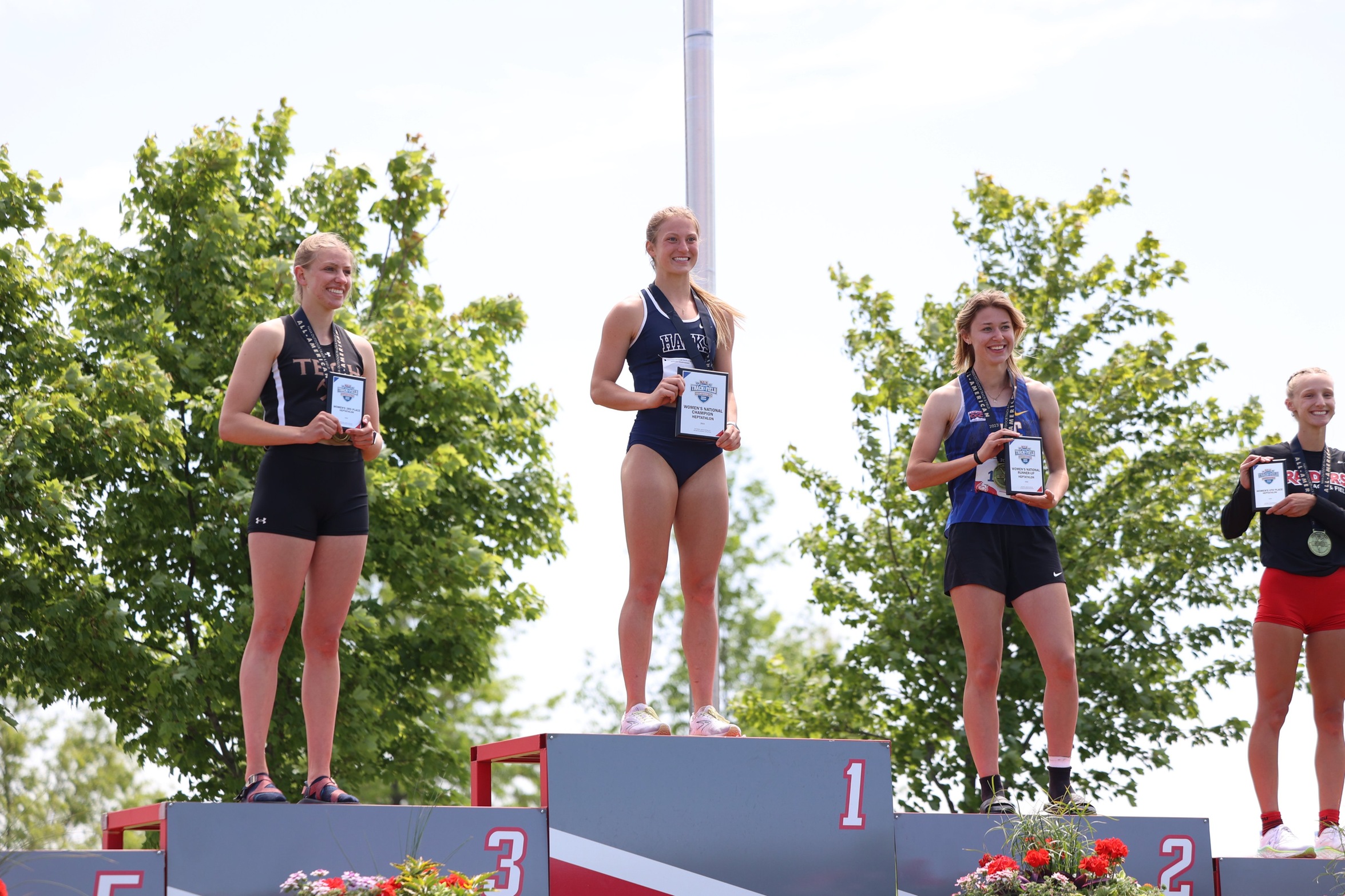 McColly brings home national title in Women's Heptathlon